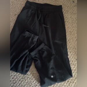 Lululemon Women’s Black Jogger Pants